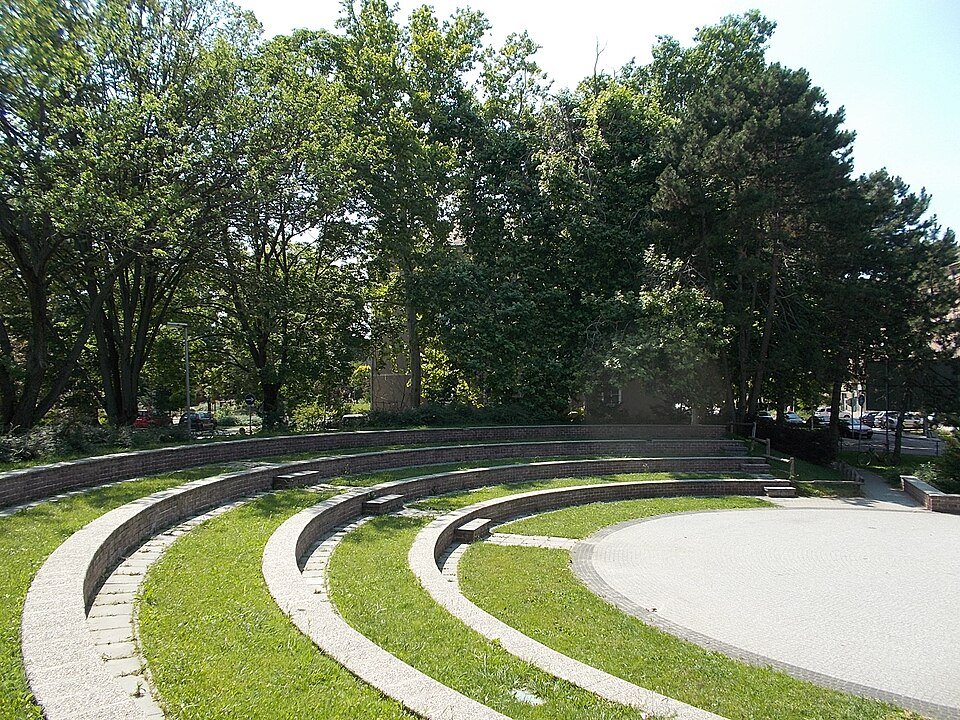 Amphitheatre (OAT)